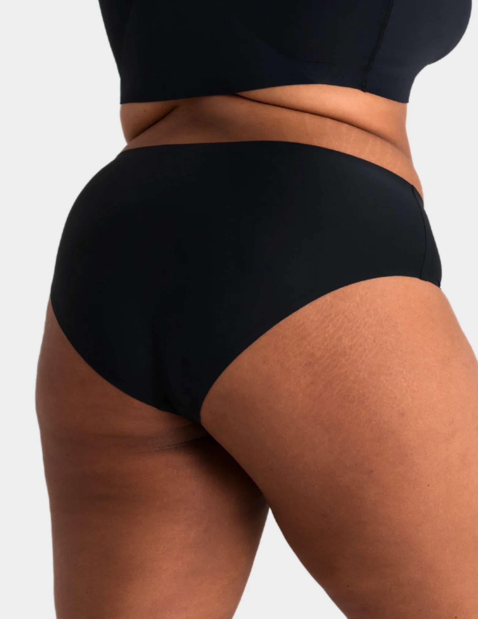 High-Waisted Retro Bikini - Image 7